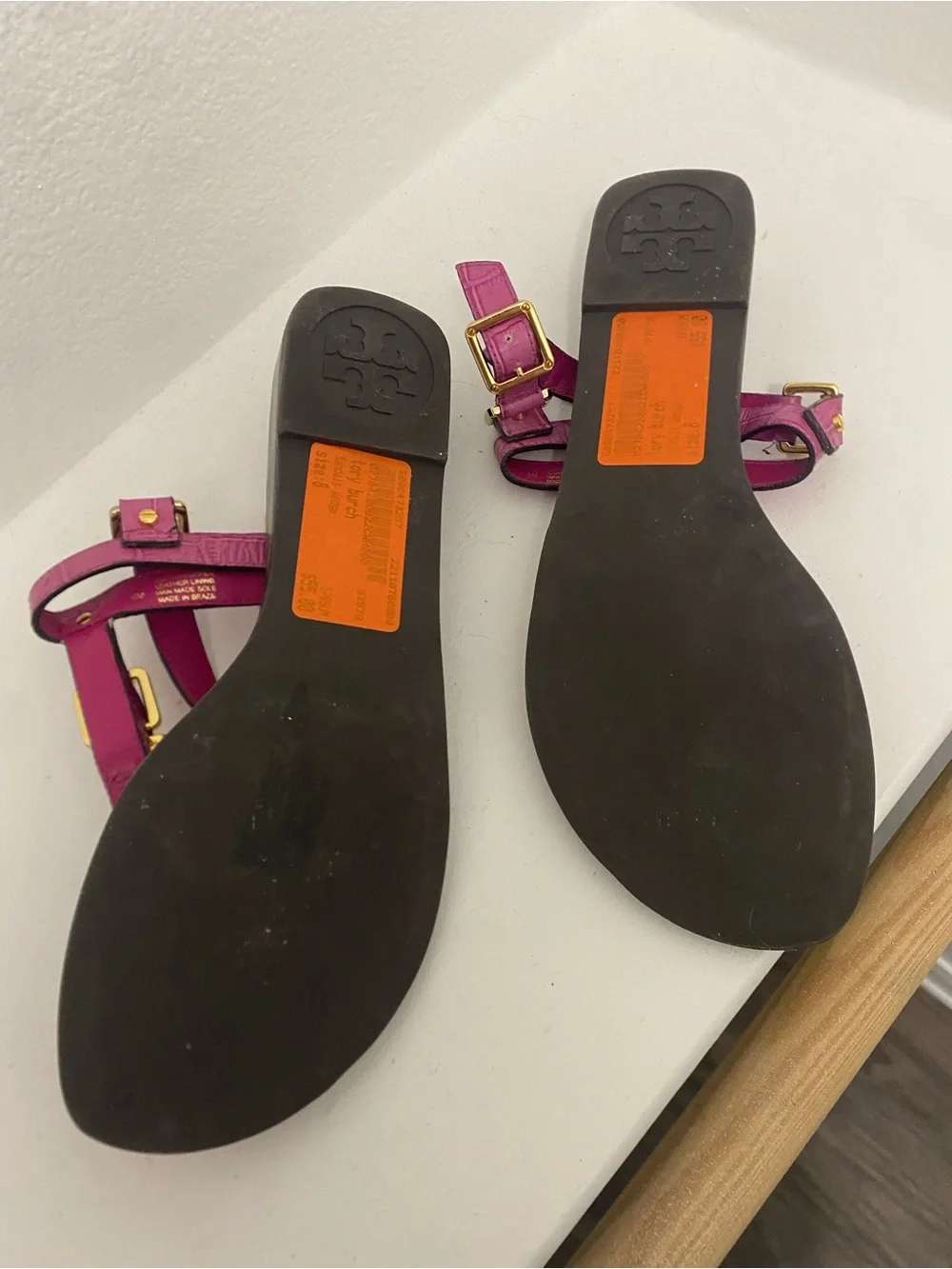 Tory Burch strap design
